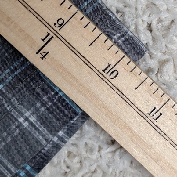 NordicTrack* Men's Short Sleeve Button Down Curved Hem Zipper Pocket Shirt~Large - Picture 11 of 13